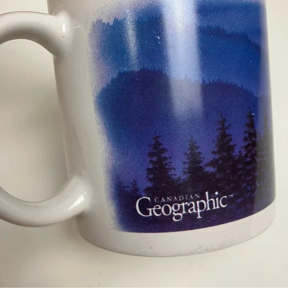 Vintage Wolf Mug Canadian Geographic Blue Ceramic Coffee Rare - Picture 4 of 14